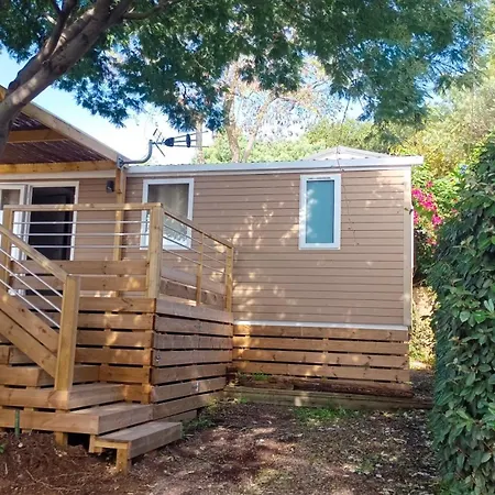 Mobilhome Neuf A Domaine L'ile D'or A Raphael Camping *